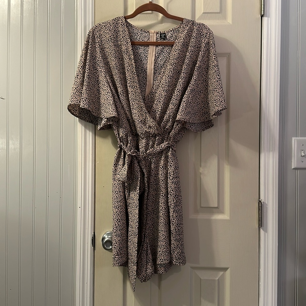 ⭐️buy 2 get 1 free⭐️ NWOT SHEIN Loness Curve  tie front short romper 2XL